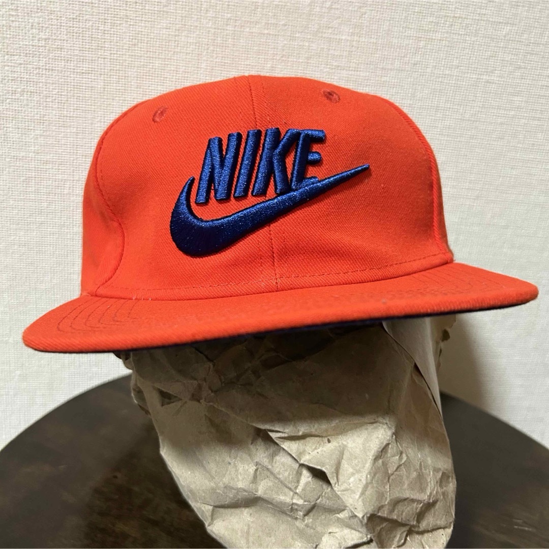 NIKE(ナイキ)のNIKE ナイキ 古着キャップ スナップバック オレンジ帽子ベースボールキャップ メンズの帽子(キャップ)の商品写真