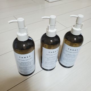 THREE - 3本セット・新品■THREE フルボディ ウォッシュ AC 300ml