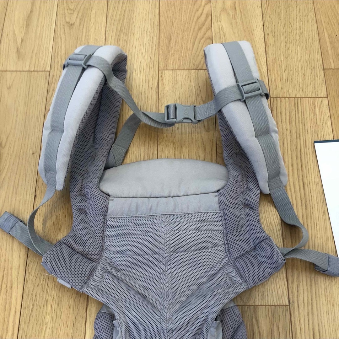 Ergobaby(エルゴベビー)の抱っこ紐　エルゴ　ベビーキャリア　オムニ360 OMNI360 キッズ/ベビー/マタニティの外出/移動用品(抱っこひも/おんぶひも)の商品写真