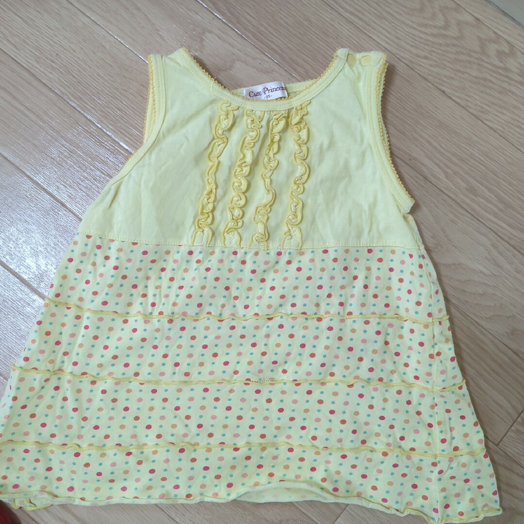 BeBe(ベベ)の女の子　95　ワンピース　Tシャツ　夏４点まとめ キッズ/ベビー/マタニティのキッズ服女の子用(90cm~)(Tシャツ/カットソー)の商品写真