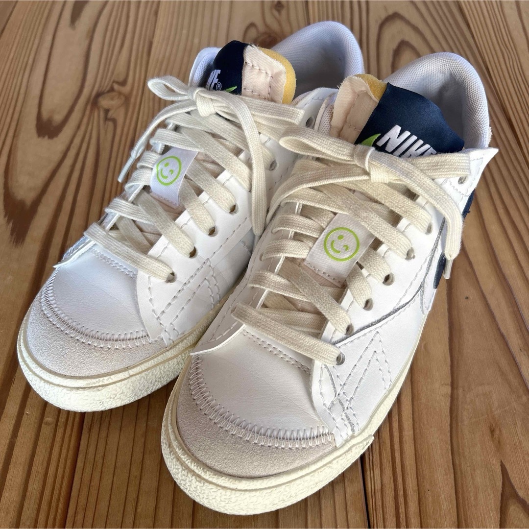 IENA(イエナ)の＜NIKE＞ ブレーザー LOW77ジャンボ SE レディースの靴/シューズ(スニーカー)の商品写真