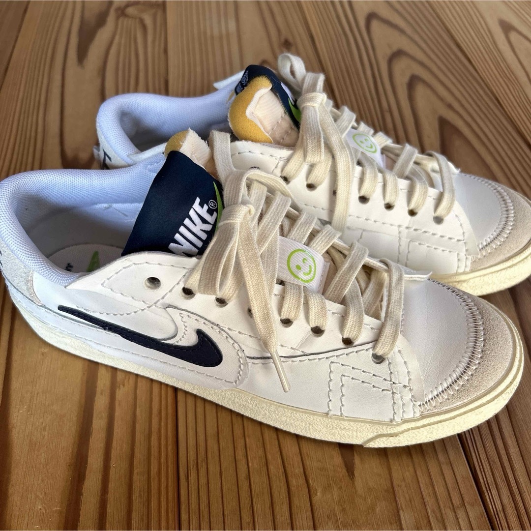 IENA(イエナ)の＜NIKE＞ ブレーザー LOW77ジャンボ SE レディースの靴/シューズ(スニーカー)の商品写真