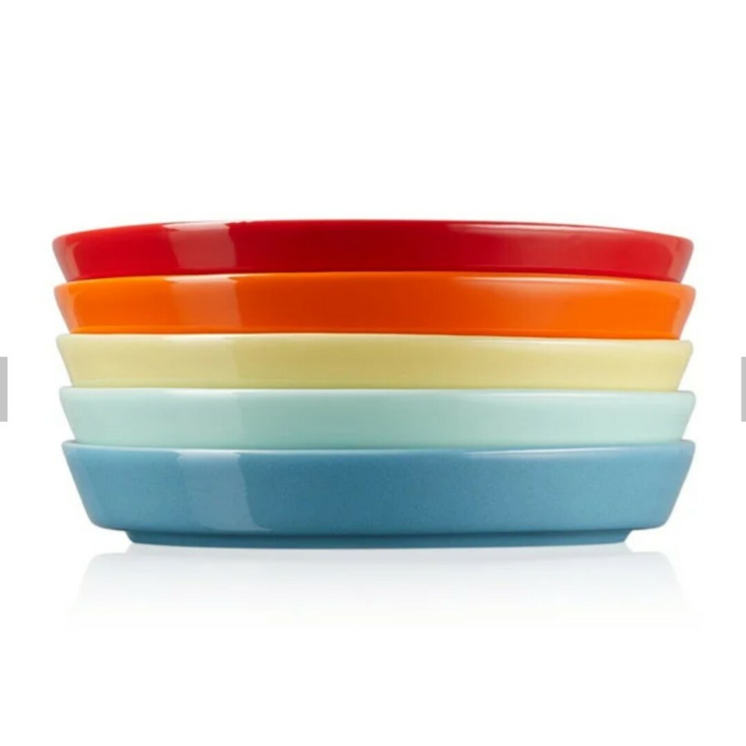 LE CREUSET(ルクルーゼ)のル・クルーゼ　ネオラウンド　プレート　17cm ５色　レインボー(11000円) インテリア/住まい/日用品のキッチン/食器(食器)の商品写真