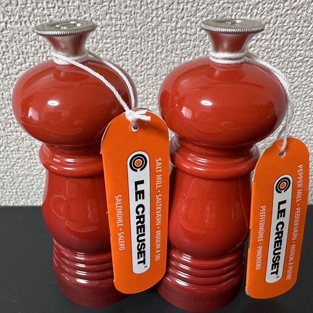 LE CREUSET(ルクルーゼ)のLE CREUSET(ル・クルーゼ) ペッパー&ソルトミル インテリア/住まい/日用品のキッチン/食器(調理道具/製菓道具)の商品写真