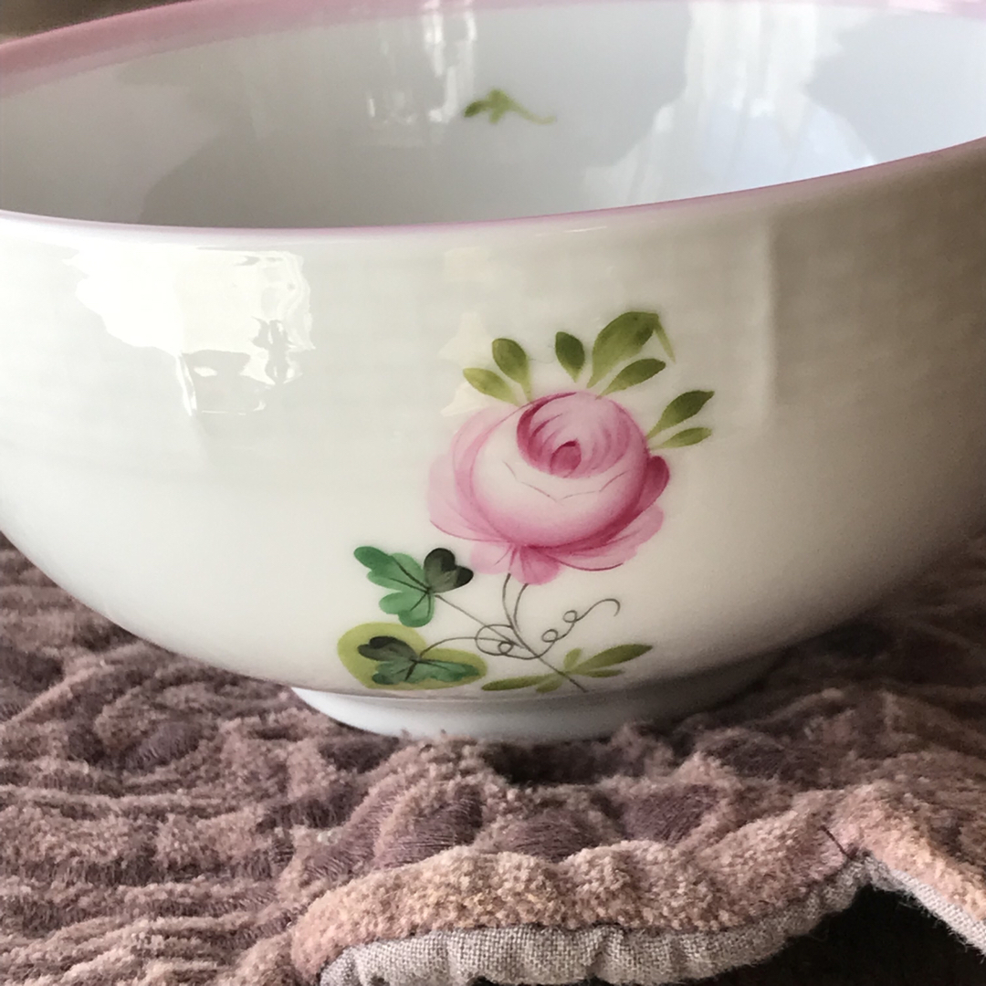 Herend ヘレンド ウィーンの薔薇 ピンク ボウル 12cm 廃盤 希少 Herend ヘレンド ウィーンの薔薇 ピンク ボウル 12cm 廃盤 希少