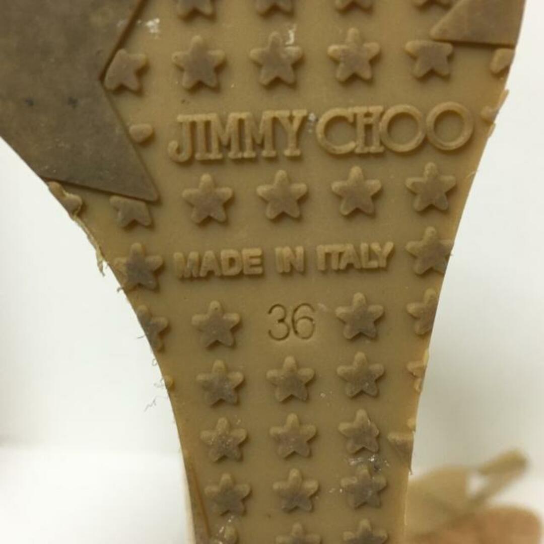 JIMMY CHOO(ジミーチュウ)のJIMMY CHOO(ジミーチュウ) サンダル 36 レディース - ベージュ ウェッジソール/オープントゥ エナメル（レザー） レディースの靴/シューズ(サンダル)の商品写真