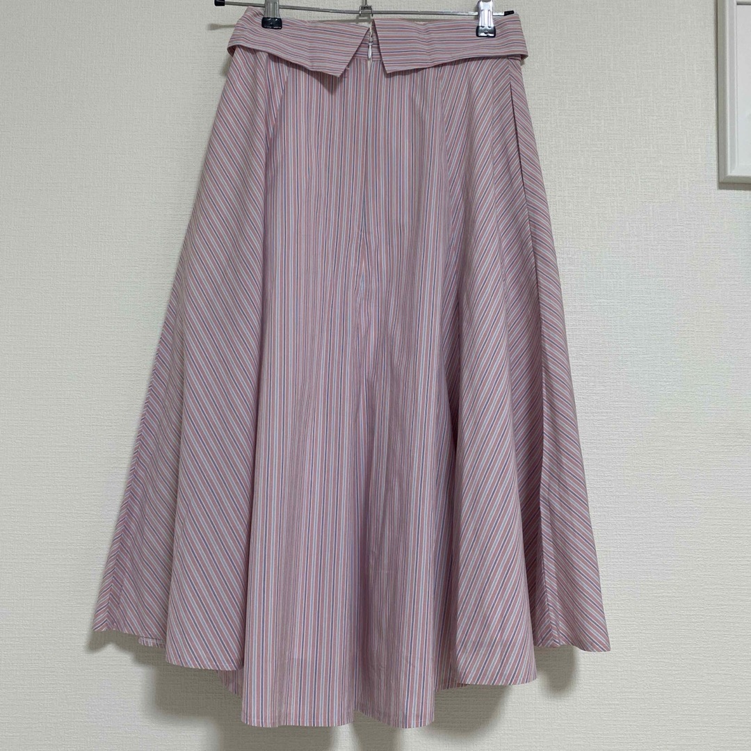 Mystrada(マイストラーダ)の美品❣️マイストラーダ  ストライプ　フレアスカート　38 レディースのスカート(ひざ丈スカート)の商品写真