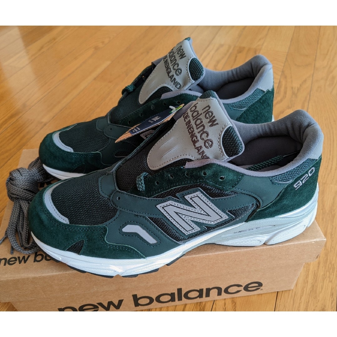 New Balance(ニューバランス)のニューバランス　M920 GRN　ENGLAND製　28cm　新品未使用 メンズの靴/シューズ(スニーカー)の商品写真