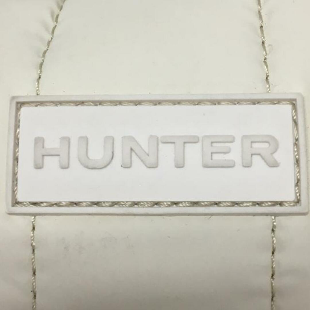 HUNTER(ハンター)のHUNTER(ハンター) ショルダーバッグ新品同様  - 白 ミニバッグ/ストラップ着脱可 ナイロン レディースのバッグ(ショルダーバッグ)の商品写真