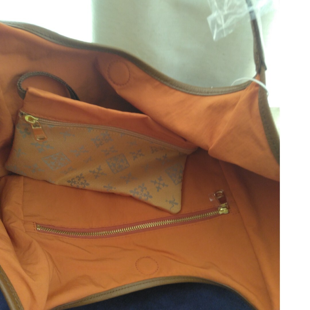 Russet(ラシット)のrusset リバーシブルトートバッグ　コットンジャガード オレンジ レディースのバッグ(トートバッグ)の商品写真