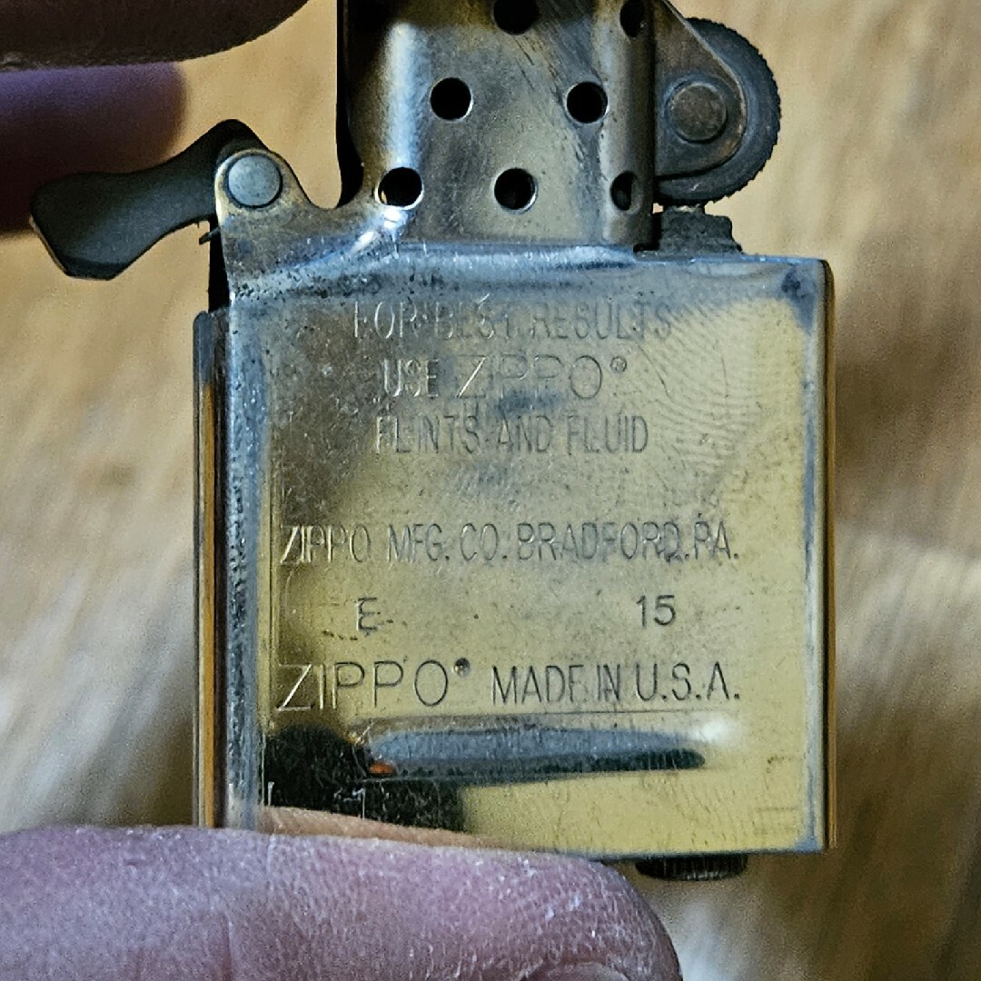 ZIPPO(ジッポー)の中古ジッポライター メンズのファッション小物(タバコグッズ)の商品写真