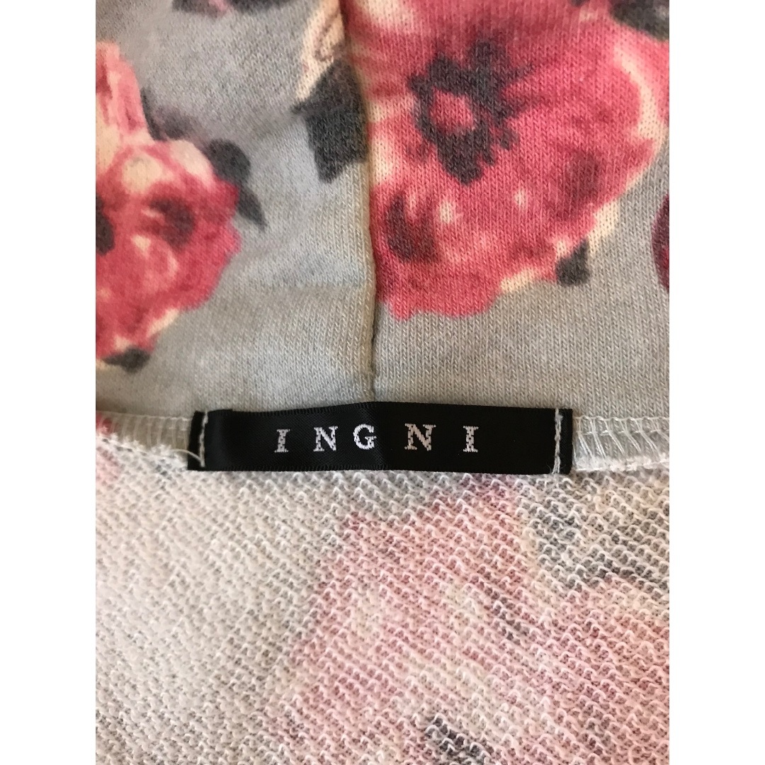 INGNI(イング)のINGNI  フラワー柄パーカー レディースのジャケット/アウター(その他)の商品写真