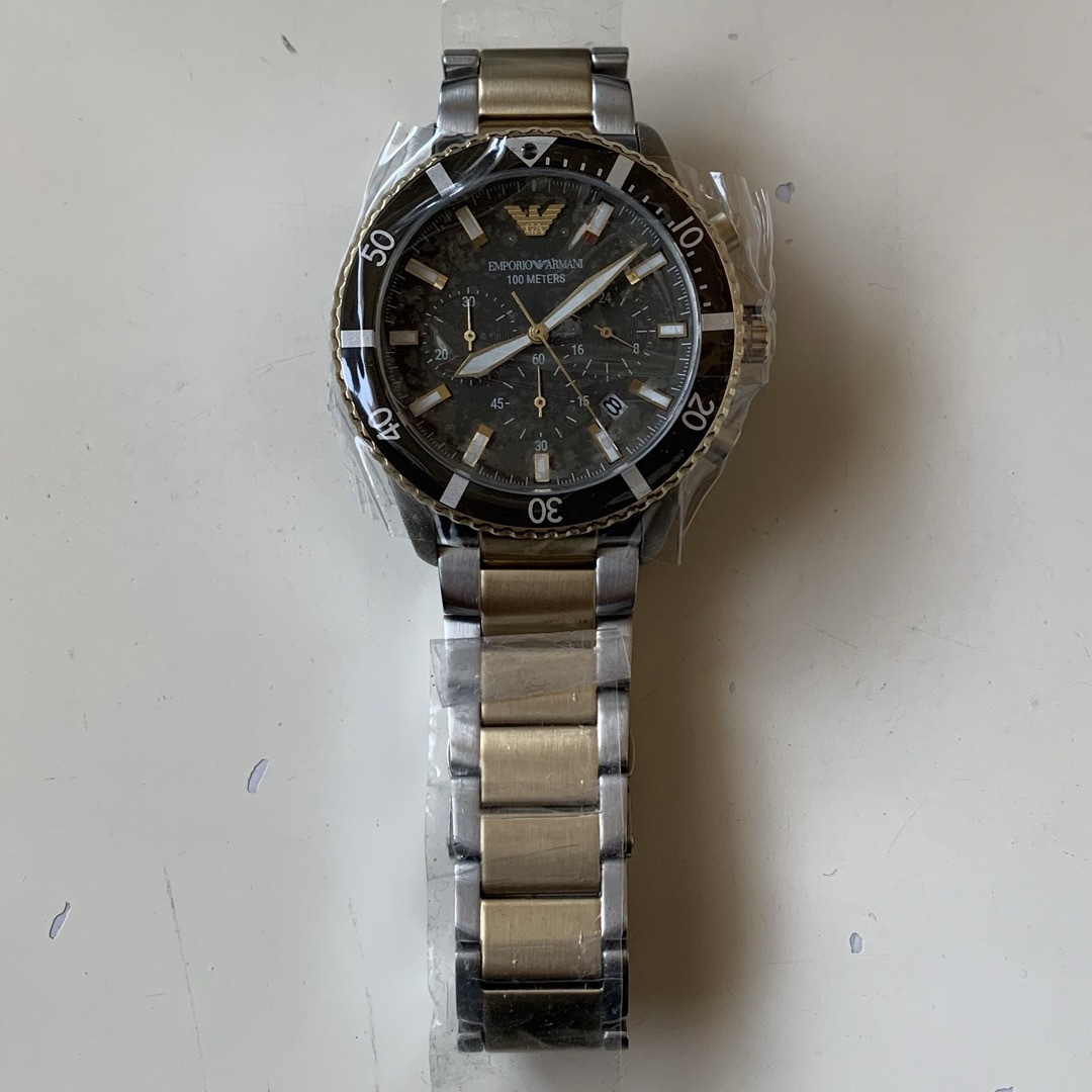 Emporio Armani(エンポリオアルマーニ)の新品！エンポリオ・アルマーニ Diver AR11361 腕時計 メンズの時計(腕時計(アナログ))の商品写真