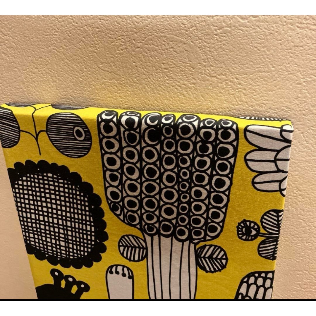 marimekko(マリメッコ)のファブリックパネル  マリメッコ 北欧 marimekko ハンドメイドのインテリア/家具(インテリア雑貨)の商品写真