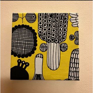 ファブリックパネル  マリメッコ 北欧 marimekko