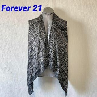 フォーエバートゥエンティーワン(FOREVER 21)のForever21 黒白シマ ニット ベスト カーディガン(ベスト/ジレ)