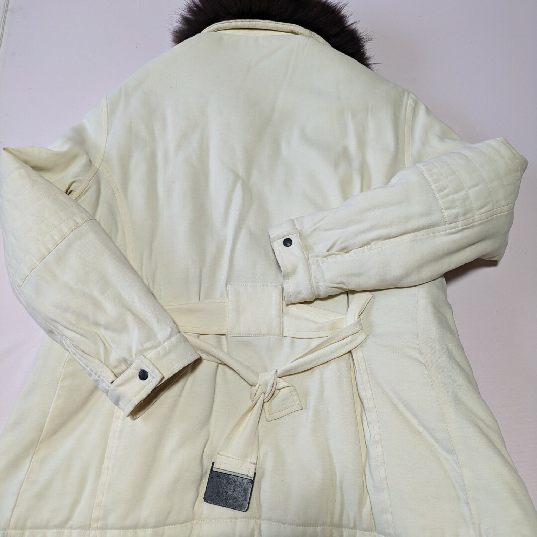 MONCLER(モンクレール)のお値打ち品　モンクレール　　中綿コート レディースのジャケット/アウター(その他)の商品写真