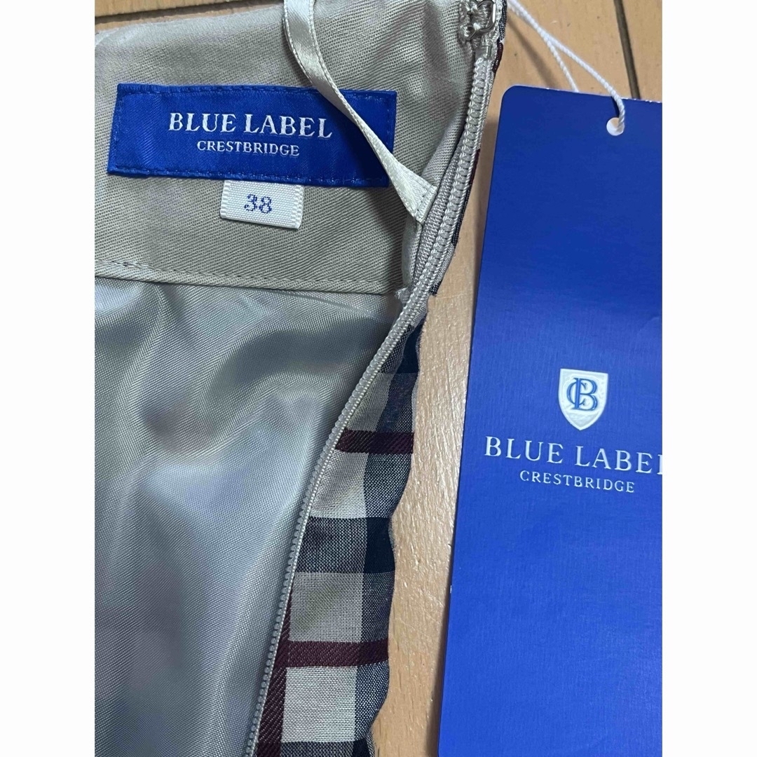 BLUE LABEL CRESTBRIDGE(ブルーレーベルクレストブリッジ)のブルーレーベル　スカート38 レディースのスカート(ひざ丈スカート)の商品写真