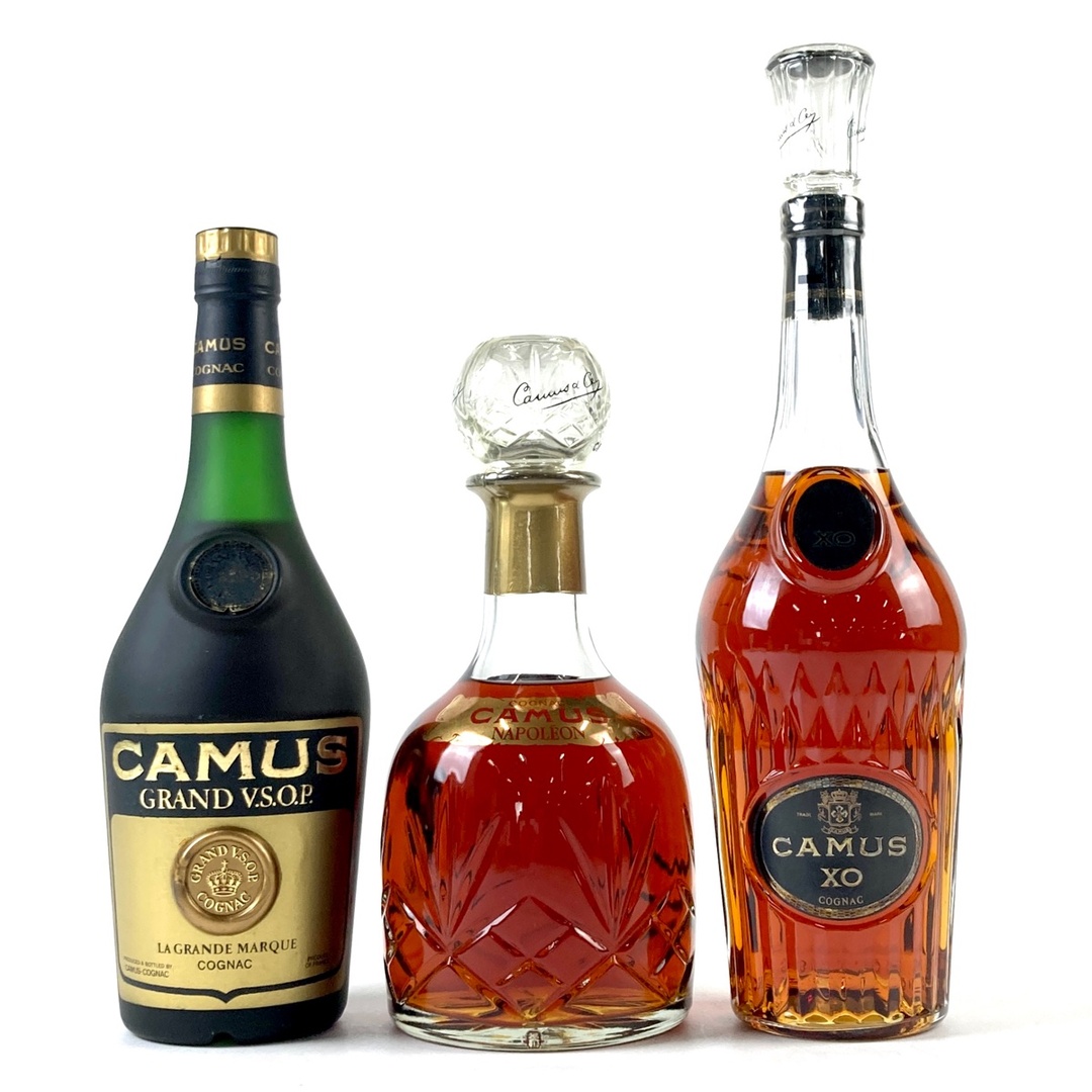 カミュ(カミュ)の3本 カミュ VSOP グランマルキ ナポレオン XO ロングネック コニャック 700ml 食品/飲料/酒の酒(ブランデー)の商品写真