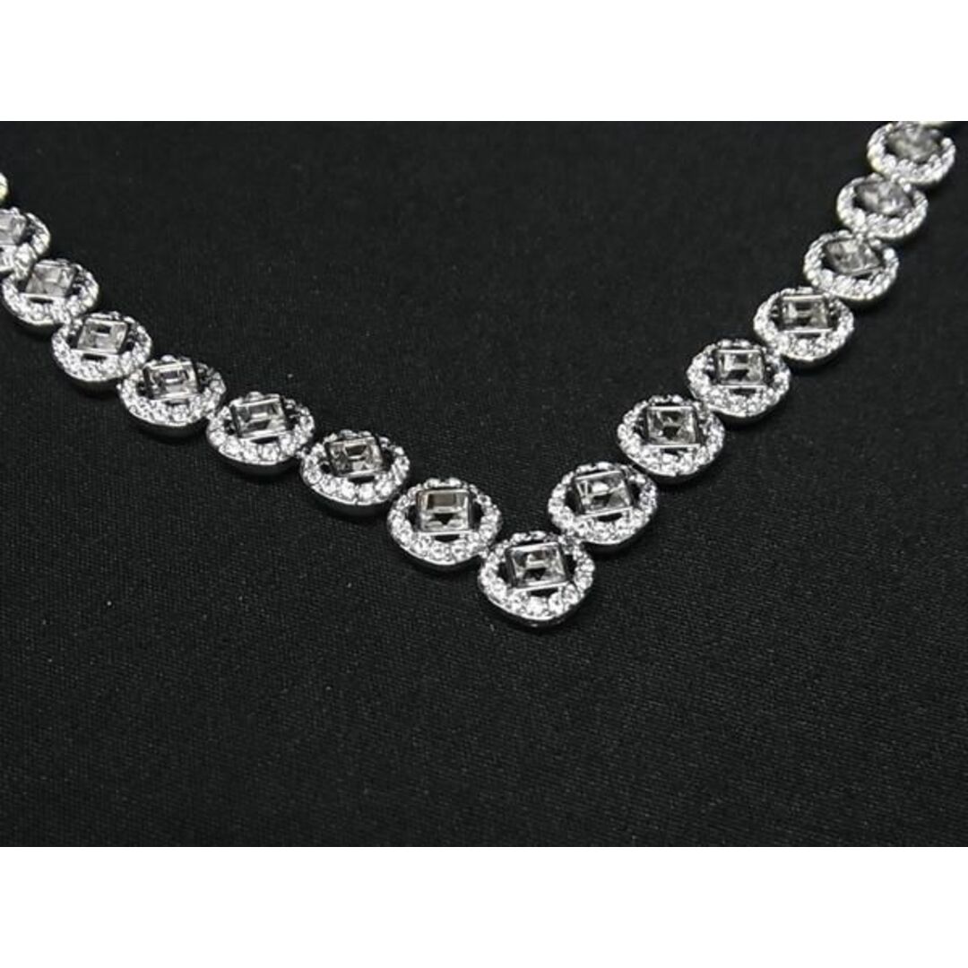 送料無料 ギフト SWAROVSKI ライン スワロフスキー SWAROVSKI □新品□未使用□ - ネックレス、ペンダント、チョーカー