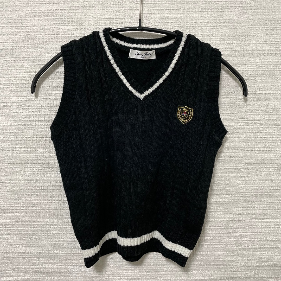 NavyKids ニット　キッズ　ベスト　120cm キッズ/ベビー/マタニティのキッズ服男の子用(90cm~)(ニット)の商品写真