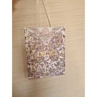 クリスチャンディオール(Christian Dior)の【新品】【Dior】ホリデー限定　ショッパー　紙袋(ショップ袋)