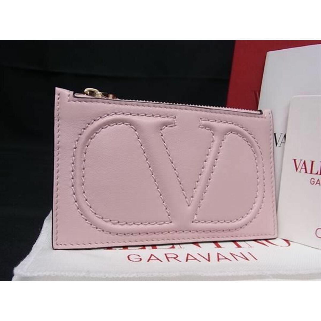 valentino garavani(ヴァレンティノガラヴァーニ)の■新品■未使用■ VALENTINO GARAVANI ヴァレンティノ ガラヴァーニ レザー フラグメントケース コインケース カード入れ ピンク系 BF5912 レディースのアクセサリー(その他)の商品写真