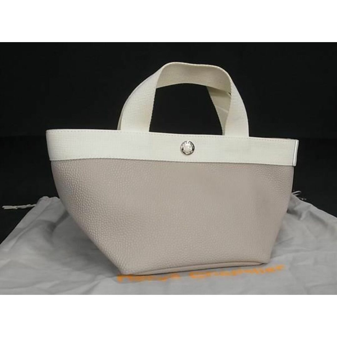 ■極美品■ Herve Chapelier エルベシャプリエ レザー 舟形トート ハンドバッグ ミニバッグ レディース グレージュ系 AZ0491 | フリマアプリ ラクマ ■極美品■ Herve Chapelier エルベシャプリエ レザー 舟形トート ハンドバッグ ミニバッグ レディース グレージュ系 AZ0491 | フリマアプリ ラクマ