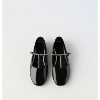 ザラ(ZARA)のZARAエナメル　シューズ　23.5(バレエシューズ)