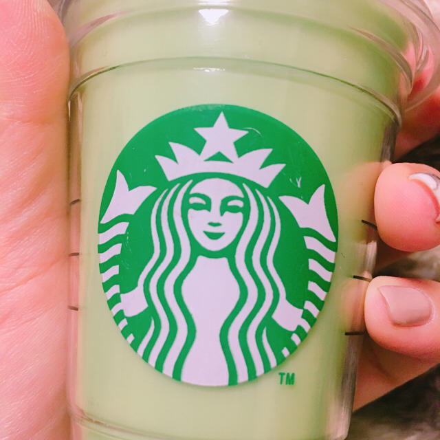 Starbucks Coffee(スターバックスコーヒー)のスターバックス 充電器 日本未発売 スマホ/家電/カメラのスマートフォン/携帯電話(バッテリー/充電器)の商品写真