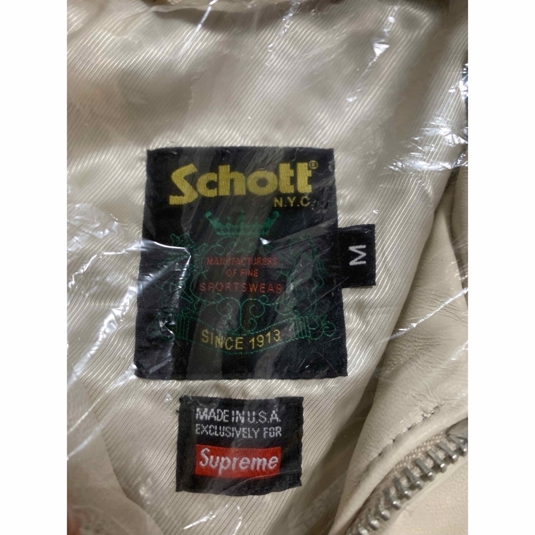 Supreme(シュプリーム)の【M】Schott® Hooded Leather Bomber Jacket メンズのジャケット/アウター(レザージャケット)の商品写真