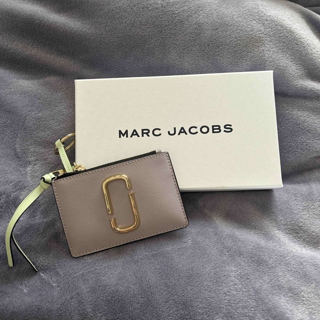 MARC JACOBS(マークジェイコブス)のマークジェイコブズ　カードケース　パスケース レディースのファッション小物(名刺入れ/定期入れ)の商品写真