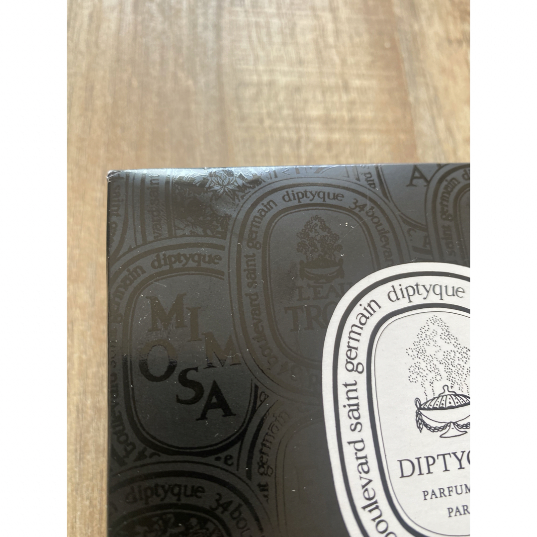 diptyque(ディプティック)のカタール航空　ビジネスクラスアメニティ レディースのファッション小物(ポーチ)の商品写真