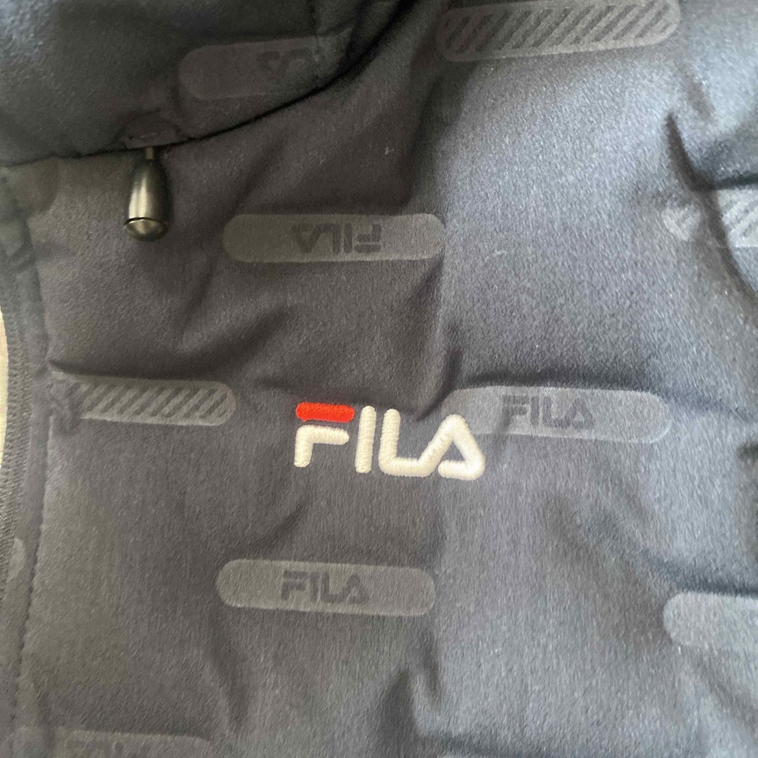 FILA(フィラ)のFILA ダウンコート　レディース　Mサイズ　濃紺 レディースのジャケット/アウター(ダウンコート)の商品写真