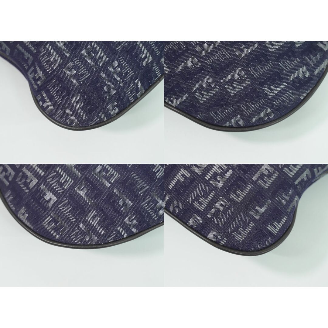 FENDI - 本物 フェンディ FENDI ズッキーノ ショルダーバッグ FENDI - 本物 フェンディ FENDI ズッキーノ ショルダーバッグ