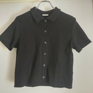 ジーユー(GU)のジーユー GU リングドットコンパクトカーディガン 半袖シャツ 黒 XL(シャツ/ブラウス(半袖/袖なし))