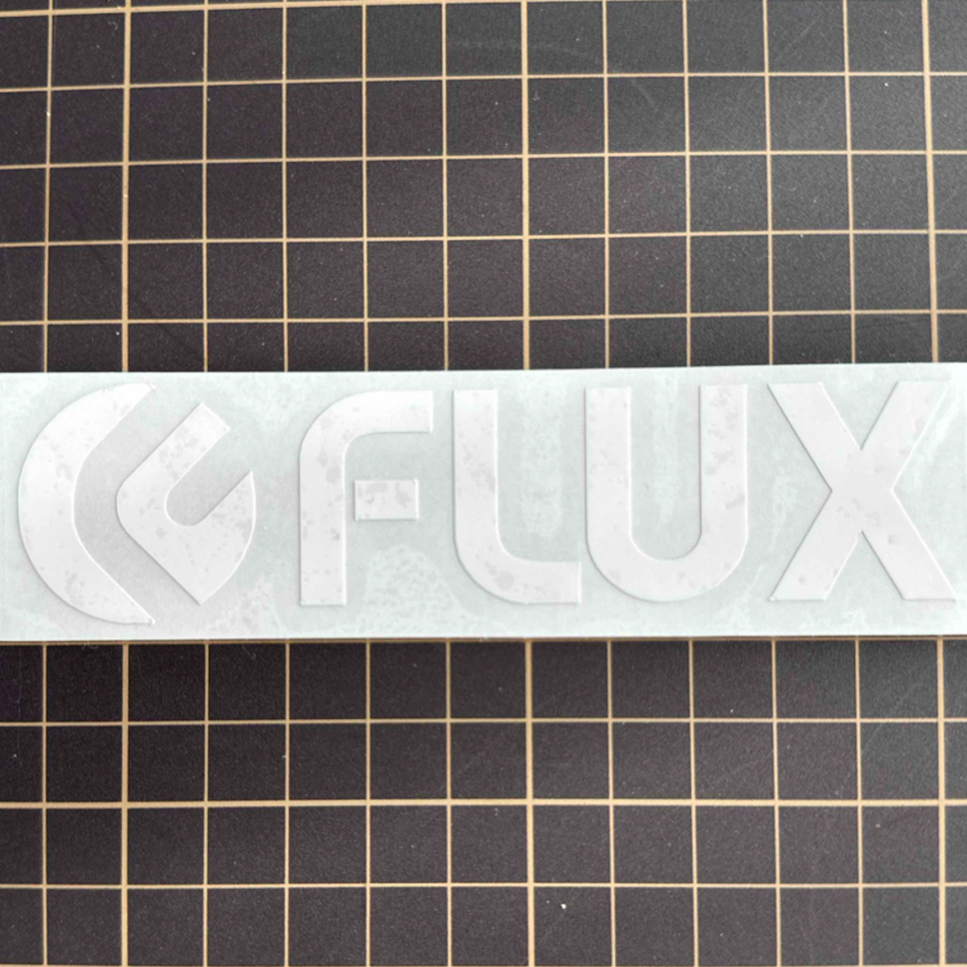 FLUX(フラックス)のFLUX  フラックス　ステッカー スポーツ/アウトドアのスノーボード(バインディング)の商品写真