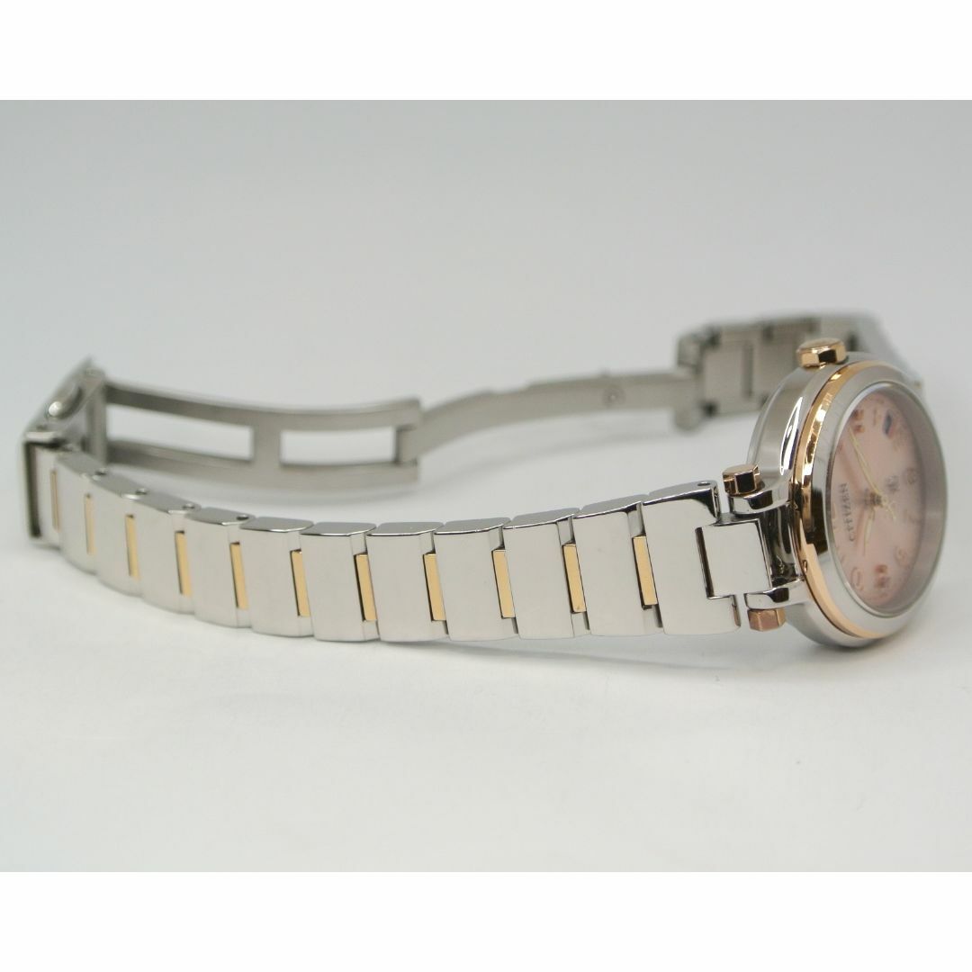 CITIZEN(シチズン)の✴美品稼働品 XC ミニソル エコ・ドライブ電波時計 ES6005-64W レディースのファッション小物(腕時計)の商品写真