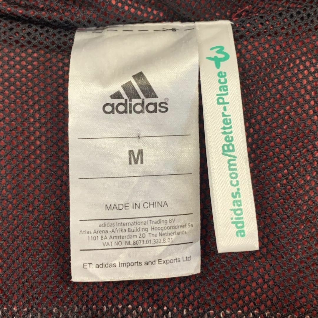 adidas(アディダス)のadidas トラックジャケット RED 長袖 ウィンドブレーカー Mサイズ スポーツ/アウトドアのサッカー/フットサル(ウェア)の商品写真