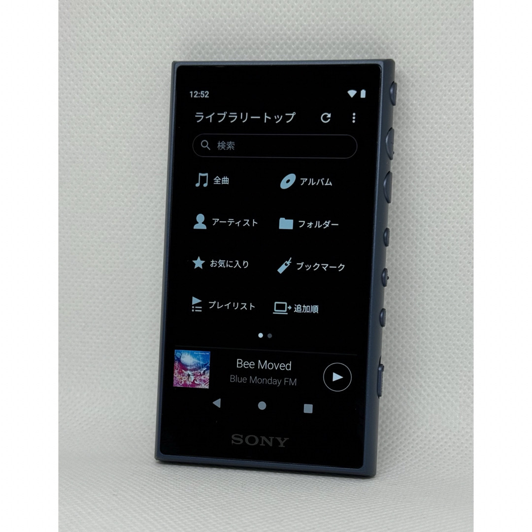 WALKMAN(ウォークマン)の美品SONY NW-A105(L)16GB ブルー ハイレゾ対応ウォークマン スマホ/家電/カメラのオーディオ機器(ポータブルプレーヤー)の商品写真