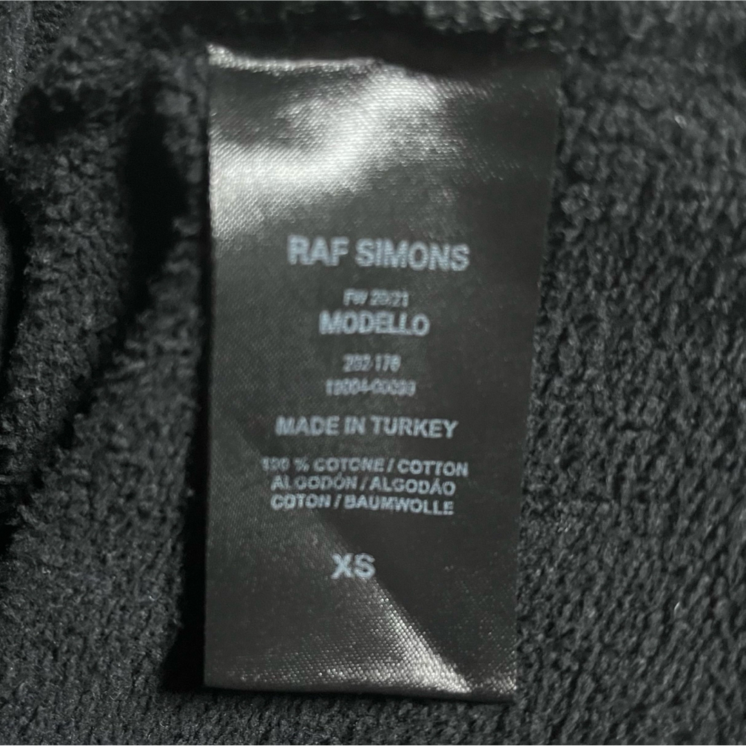 RAF SIMONS - RAF SIMONS 20aw セーフティピンフーディ 安全ピン RAF SIMONS - RAF SIMONS 20aw セーフティピンフーディ 安全ピン