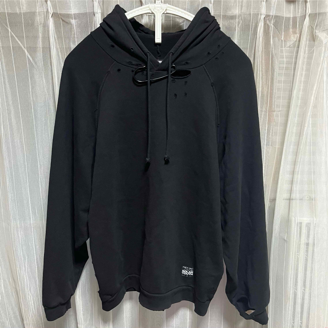 RAF SIMONS - RAF SIMONS 20aw セーフティピンフーディ 安全ピン RAF SIMONS - RAF SIMONS 20aw セーフティピンフーディ 安全ピン