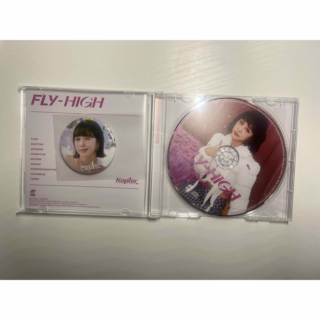 Kep1er ヒカル 缶バッチ CD エンタメ/ホビーのCD(K-POP/アジア)の商品写真