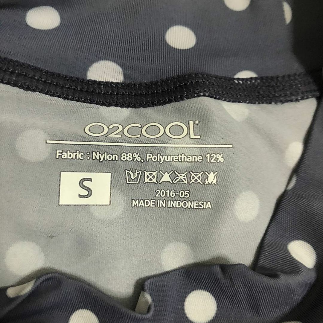 UVカット 長袖 シャツ O2COOL 冷感素材 グレーインディゴ Sサイズ レディースのトップス(カットソー(長袖/七分))の商品写真