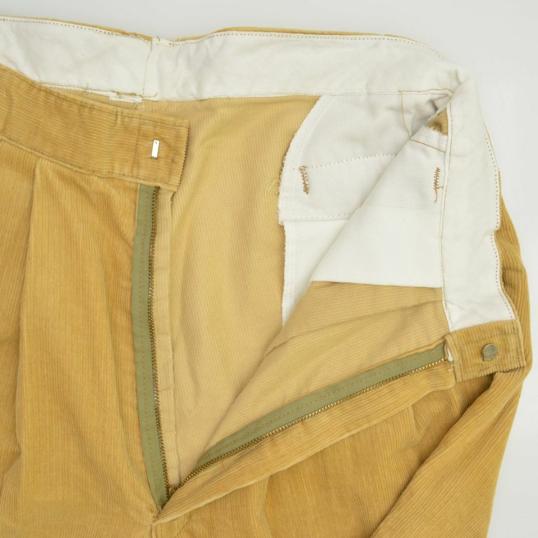 L.L.Bean - 【L.L.BEAN】80s USA製 2タックコーデュロイパンツの L.L.Bean - 【L.L.BEAN】80s USA製 2タックコーデュロイパンツの