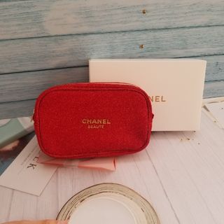 シャネル(CHANEL)の【新品】CHANEL　シャネル ノベルティポーチ ラメ入り　レッド(ポーチ)