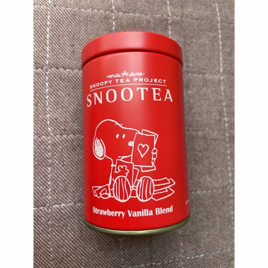 SNOOPY(スヌーピー)の空き缶　スヌーピー　3種類セット インテリア/住まい/日用品のインテリア小物(小物入れ)の商品写真