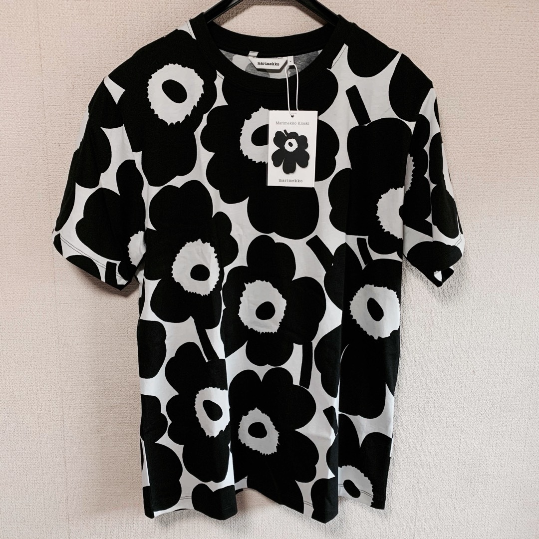 marimekko(マリメッコ)のマリメッコキオスキ Marimekko Kioski Tシャツ ブラック 半袖 メンズのトップス(Tシャツ/カットソー(半袖/袖なし))の商品写真