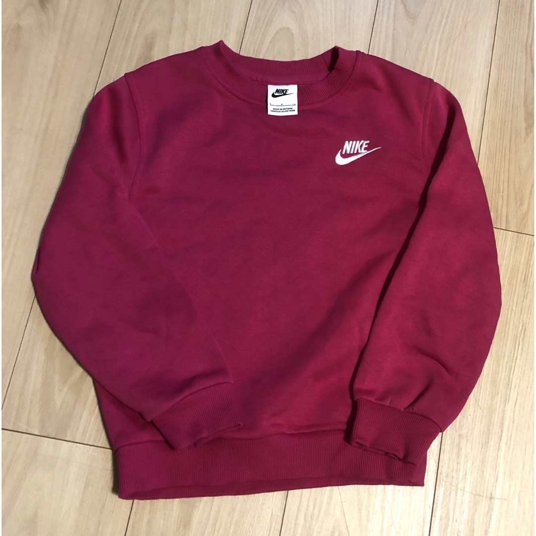 NIKE(ナイキ)のNIKE トレーナー　140cm ピンク キッズ/ベビー/マタニティのキッズ服女の子用(90cm~)(Tシャツ/カットソー)の商品写真