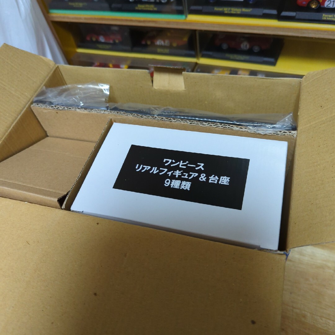 セブンイレブン限定ワンピースマグカップ４点＆フィギュア９点セット エンタメ/ホビーのおもちゃ/ぬいぐるみ(キャラクターグッズ)の商品写真